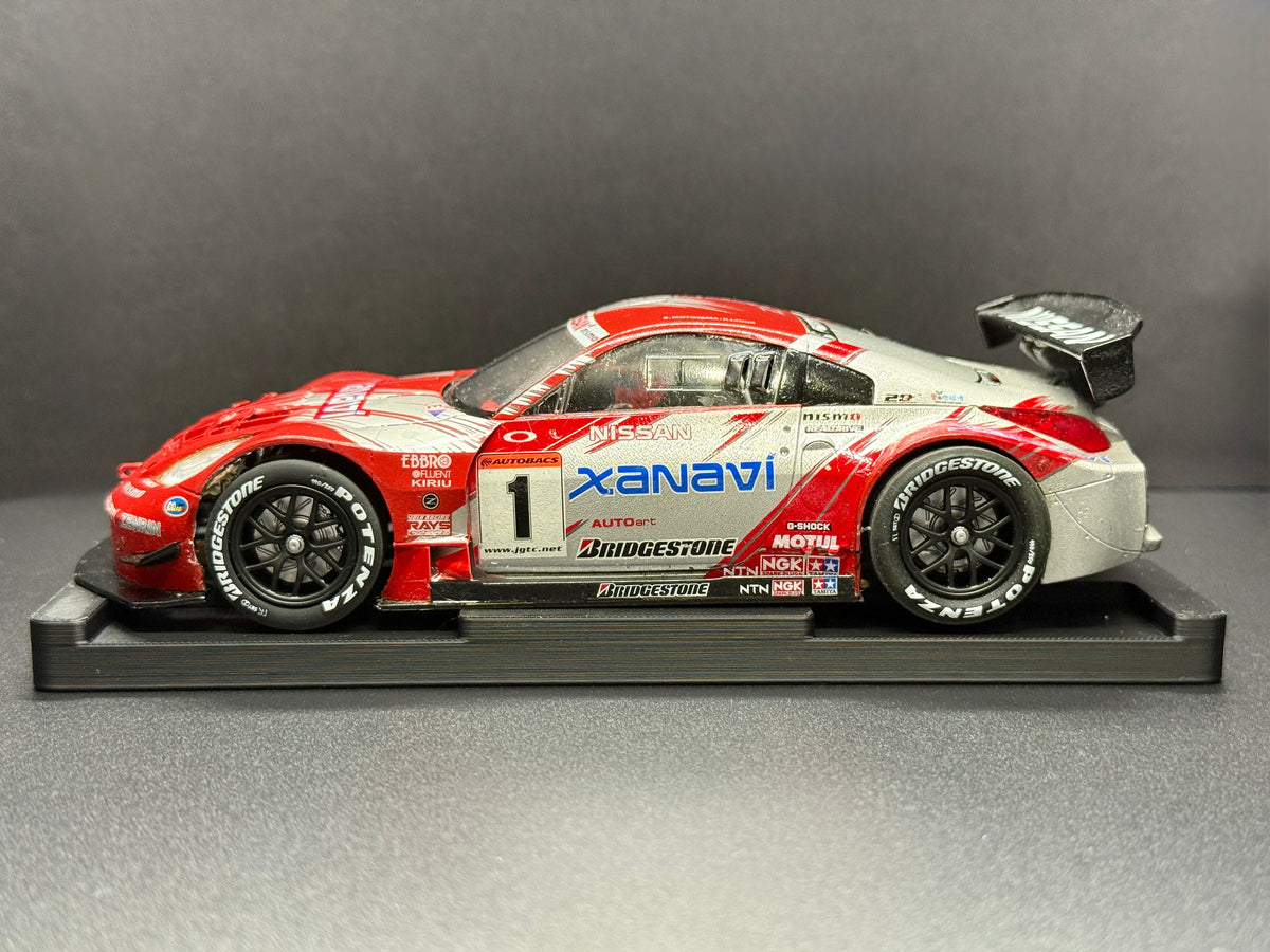2004 Xanavi Nissan Z Japanese racing slot car side view