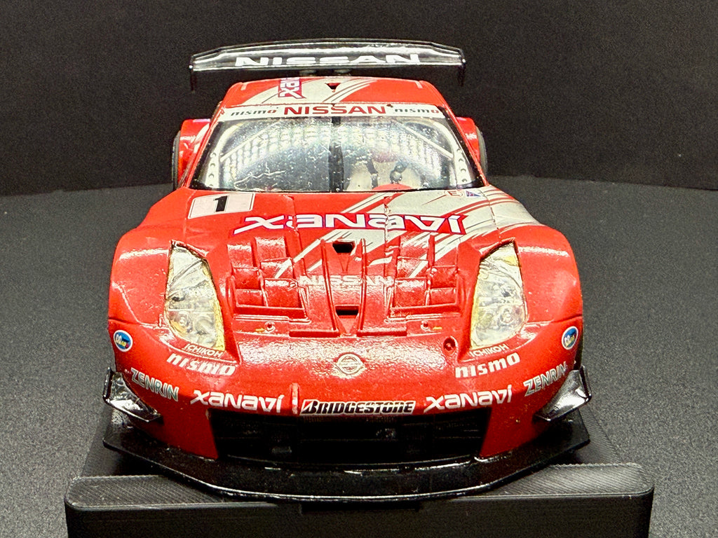 1/24 Scale Xanavi Nissan Z Analog Slot Car, JGTC 2004, Adjustable Metal Chassis, Lights!