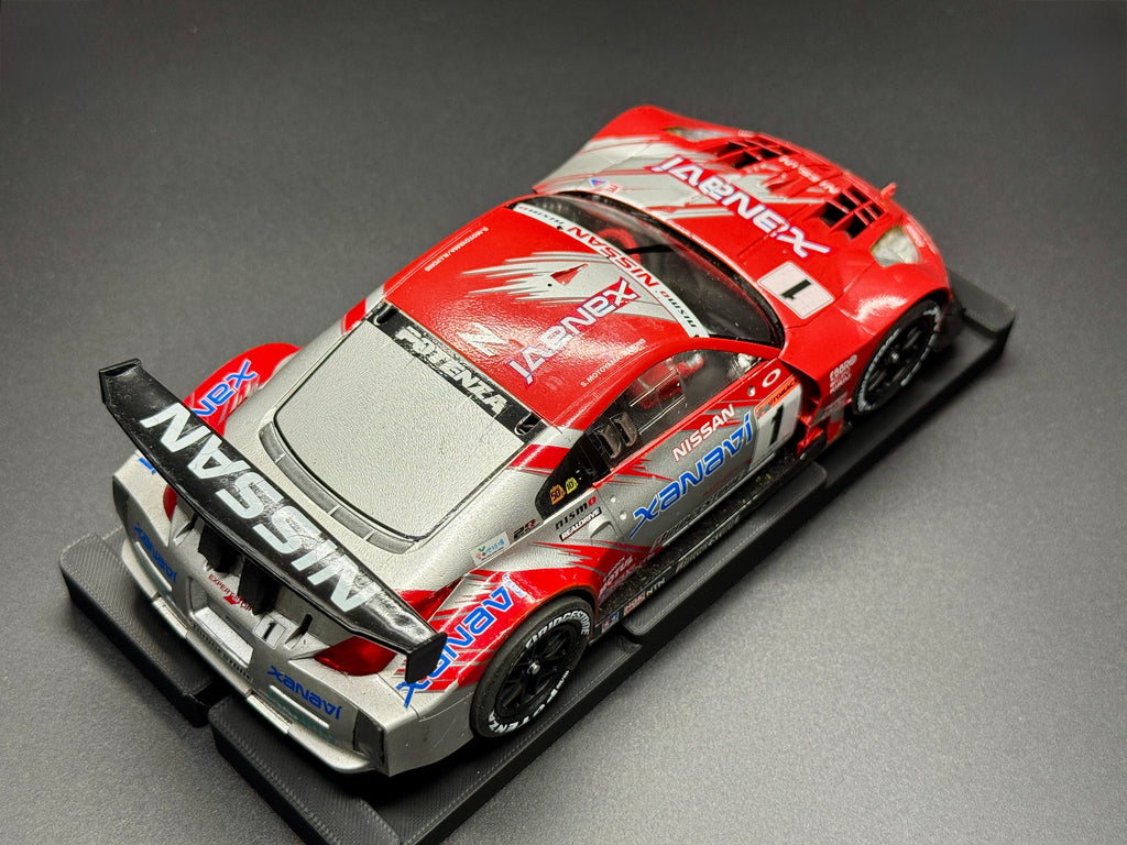 1/24 Scale Xanavi Nissan Z Analog Slot Car, JGTC 2004, Adjustable Metal Chassis, Lights!