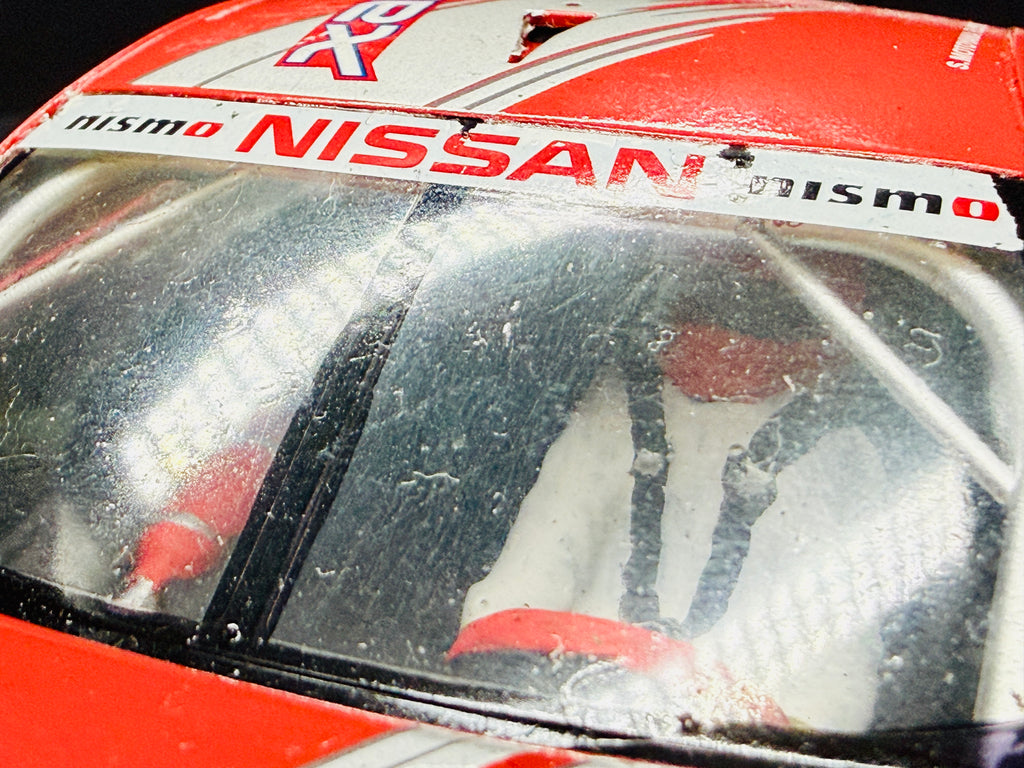1/24 Scale Xanavi Nissan Z Analog Slot Car, JGTC 2004, Adjustable Metal Chassis, Lights!