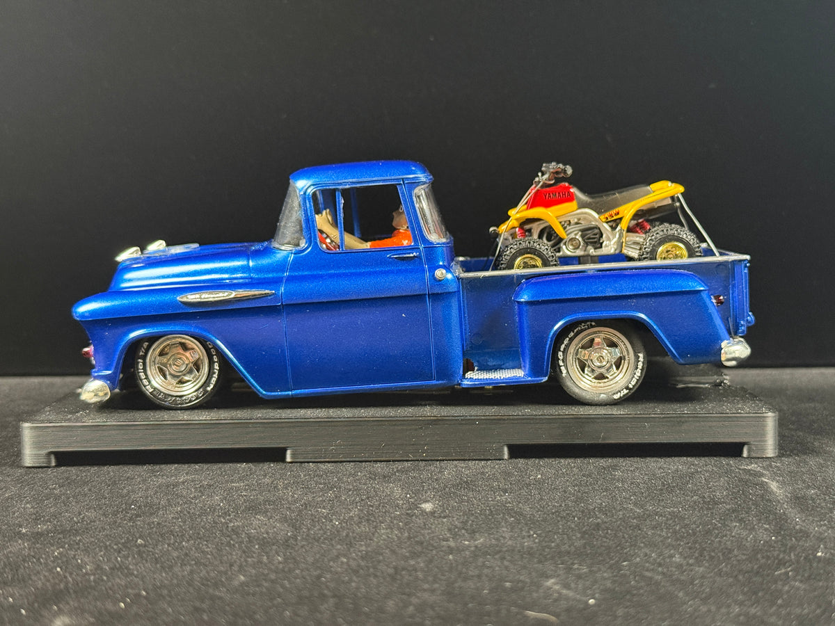 1/24 1957 Chevrolet Stepside pickup slot car side profile