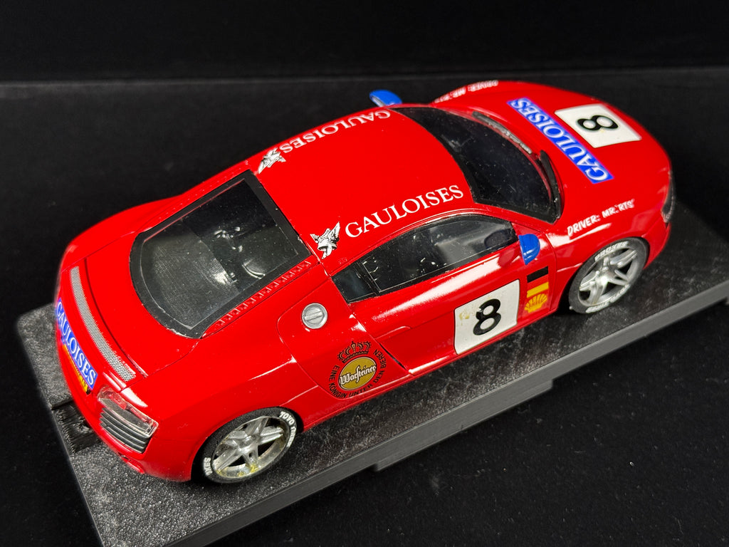 1/24 Audi R8 GT Racer Analog Slot Car - Gauloises #8