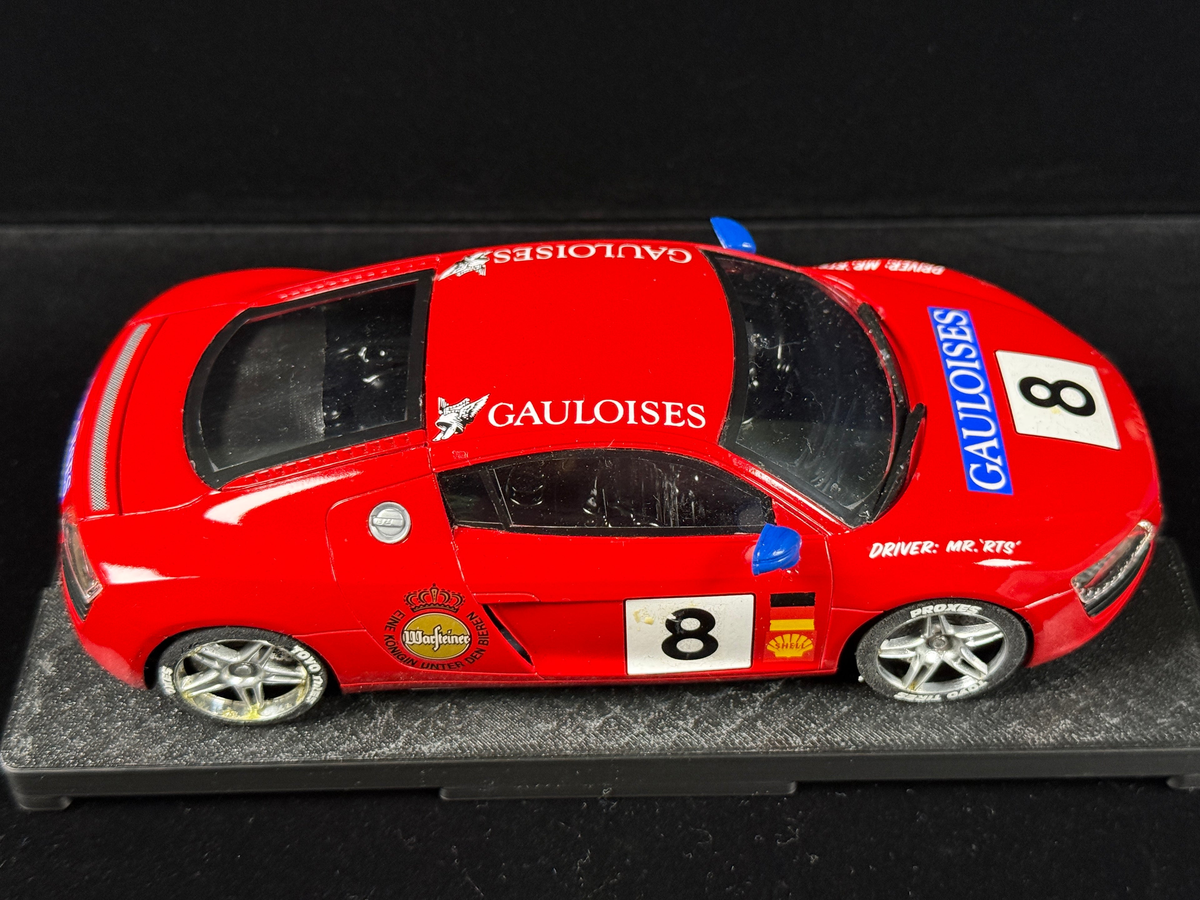 1/24 Audi R8 GT Racer Analog Slot Car - Gauloises #8