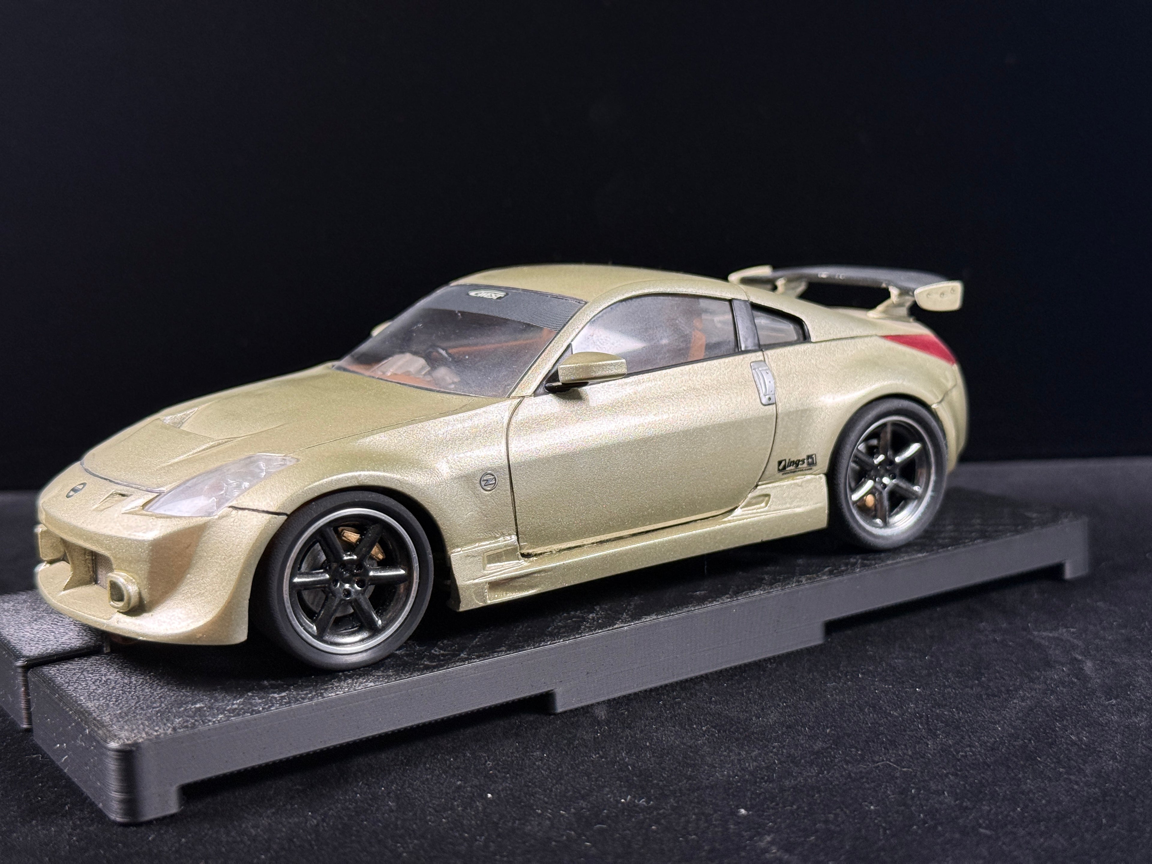 1/24 Nissan 350Z JDM Tuner (C-West) Analog Slot Car