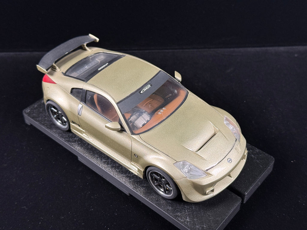 1/24 Nissan 350Z JDM Tuner (C-West) Analog Slot Car