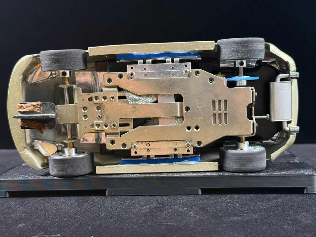 1/24 Nissan 350Z JDM Tuner (C-West) Analog Slot Car