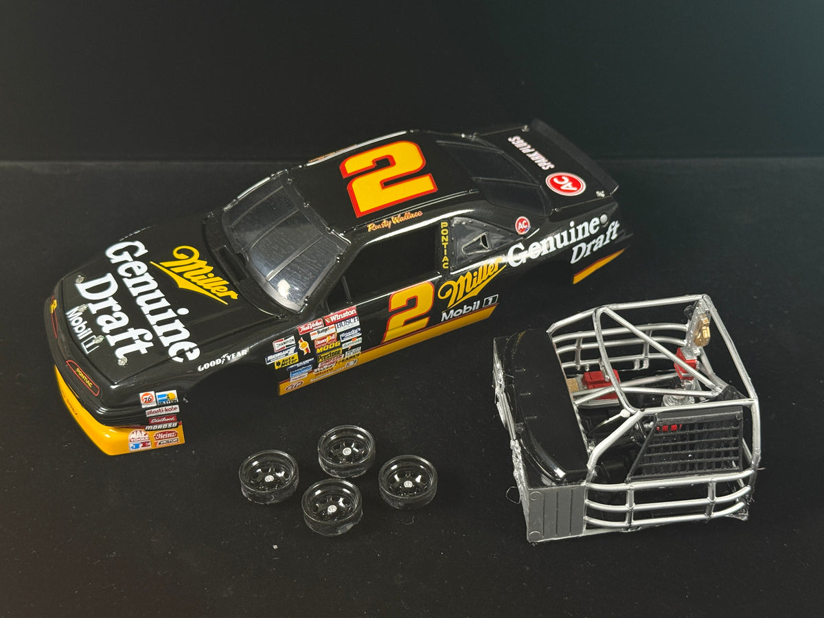 NASCAR Miller Genuine Draft Pontiac Grand Prix #2 (Rusty Wallace)