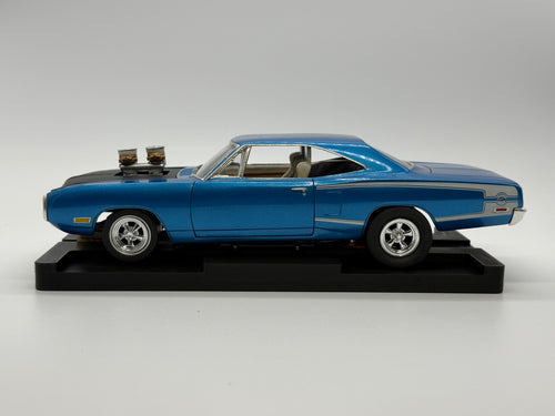 1/24 1970 Dodge Coronet Super Bee Analog Slot Car
