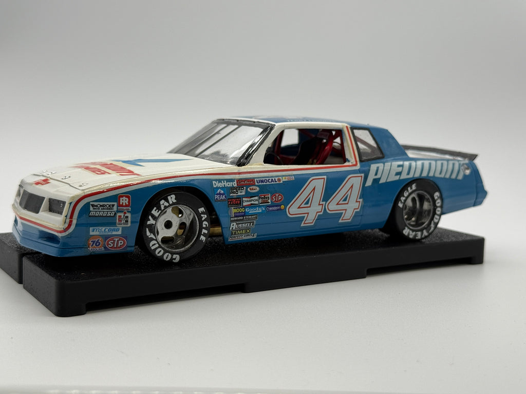 1/24 1984 Chevy Monte Carlo NASCAR Slot Car – Terry Labonte #44