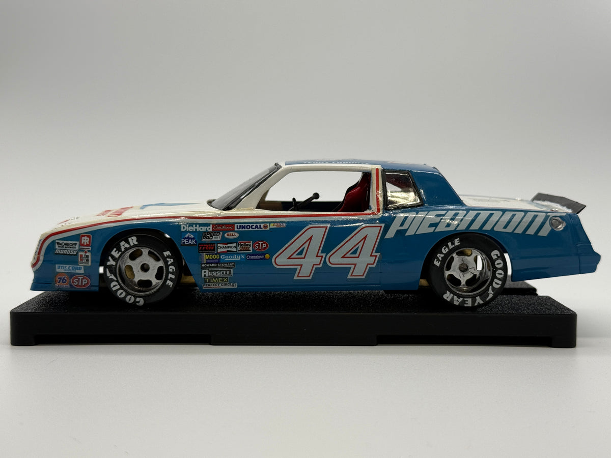 1/24 1984 Chevy Monte Carlo NASCAR Slot Car – Terry Labonte #44
