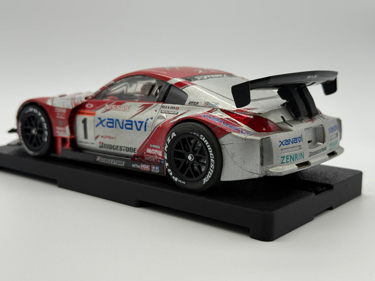 1/24 Scale Xanavi Nissan Z Analog Slot Car, JGTC 2004, Adjustable Metal Chassis, Lights!
