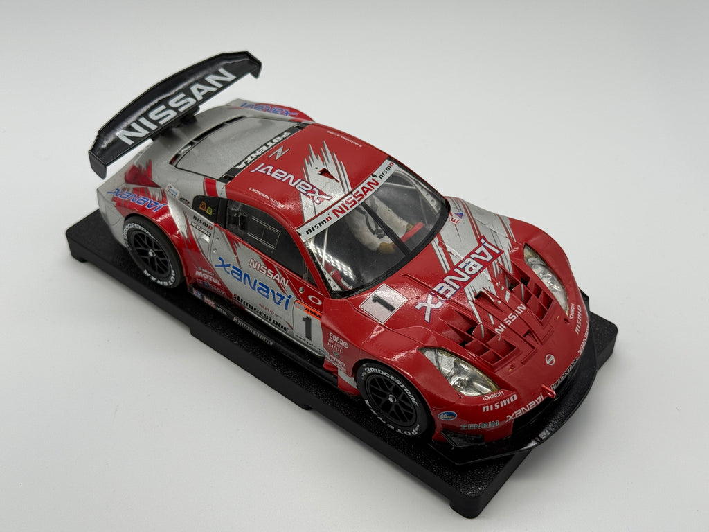 1/24 Scale Xanavi Nissan Z Analog Slot Car, JGTC 2004, Adjustable Metal Chassis, Lights!
