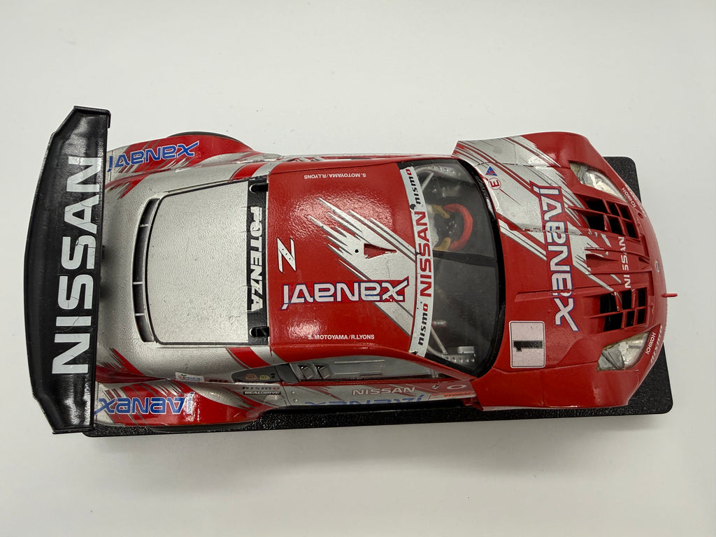 1/24 Scale Xanavi Nissan Z Analog Slot Car, JGTC 2004, Adjustable Metal Chassis, Lights!