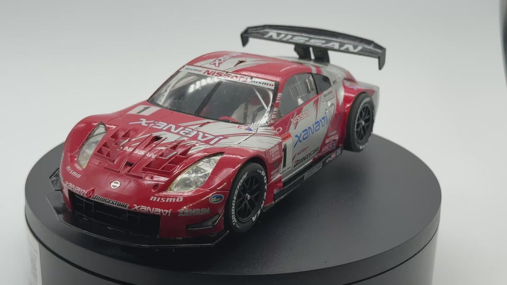 1/24 Scale Xanavi Nissan Z Analog Slot Car, JGTC 2004, Adjustable Metal Chassis, Lights!